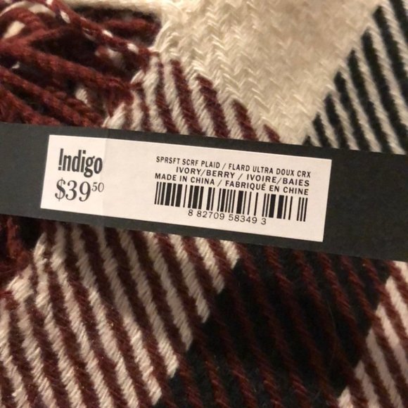 LOVE & LORE SUPERSOFT SCARF IVORY/BERRY TARA PLAID - Picture 5 of 9